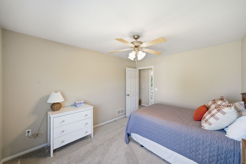 Listing Photo: 1935 SE Prairie Creek Dr, Waukee, IA 50263-14